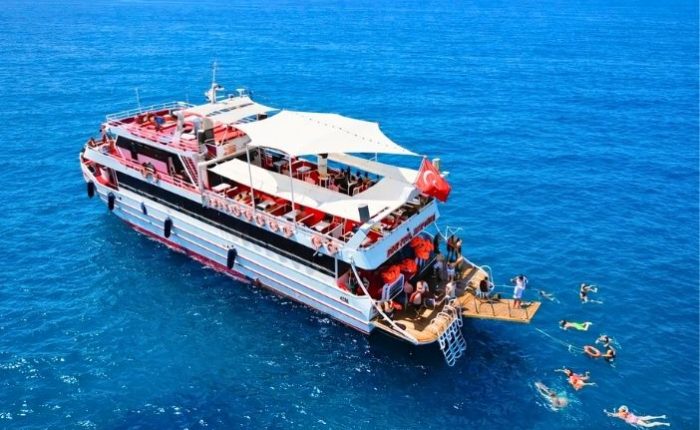Alanya Neptün Express Tekne Turu Feature