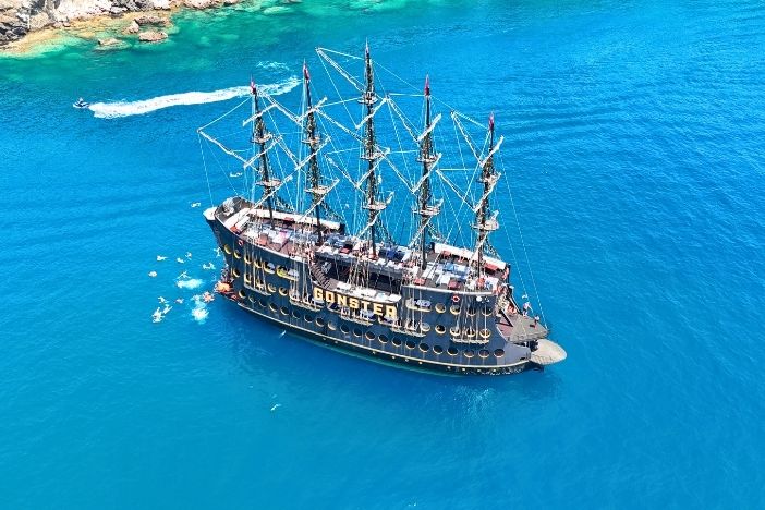 Antalya Gonster Tekne Turu Feature