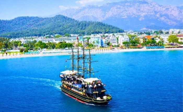 Antalya Medusa Tekne Turu Feature