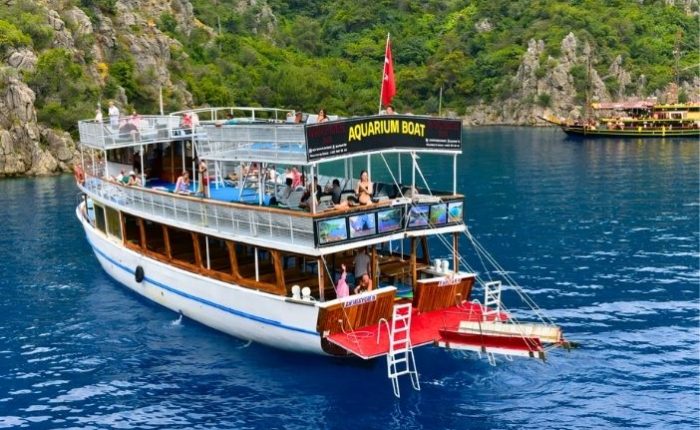 Aquarıum Boat Boat Trip Feature
