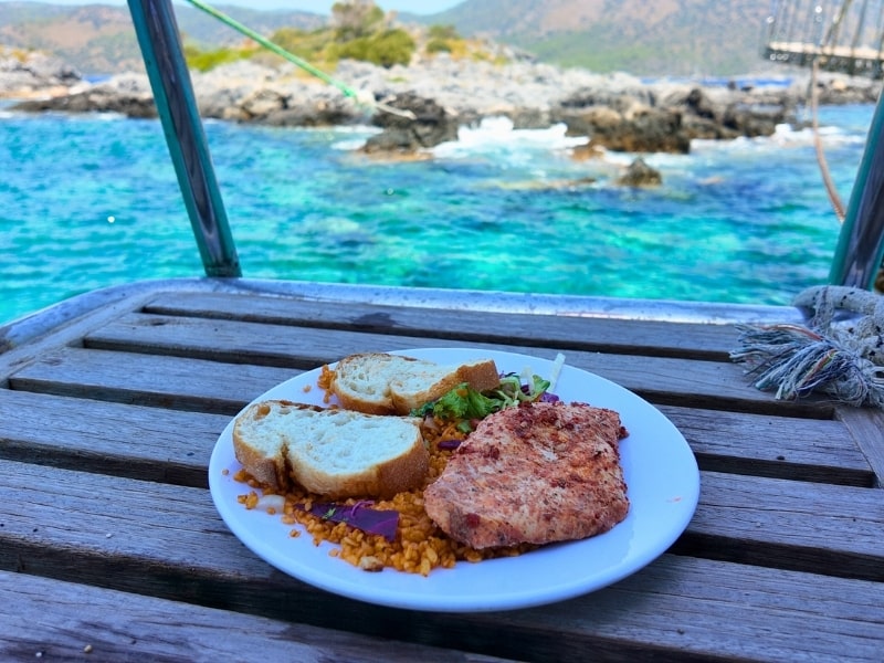 Lezzetli Öğle Yemeği