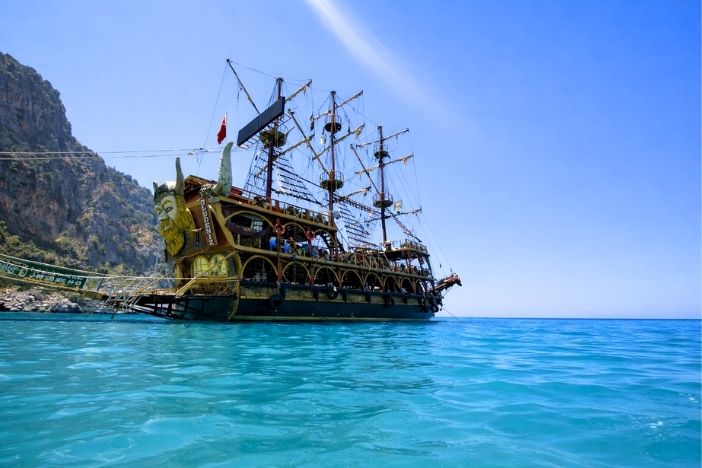 Fethiye Ölüdeniz Viking Korsan Tekne Turu Feature