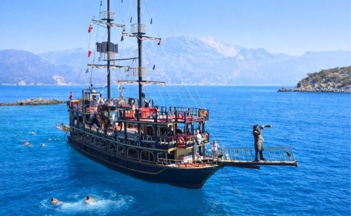 Kelebekler Vadisi Salazar Tekne Turu Feature