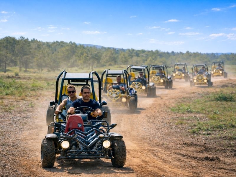 Uzman Rehberlerle Güvenli Yolculuk