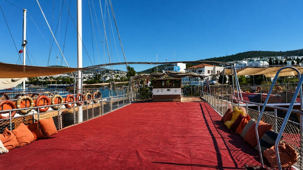 Bodrum Halikarnas Tekne Turu 